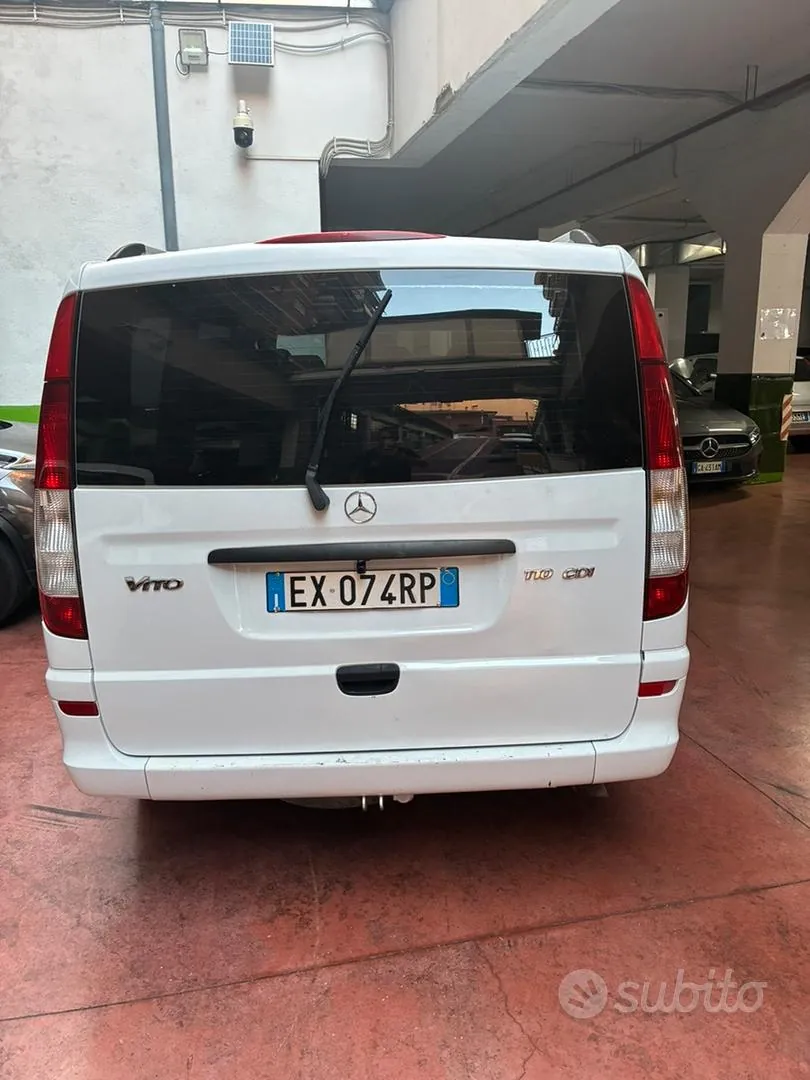 Mercedes-Benz Vito 2012 photo 2