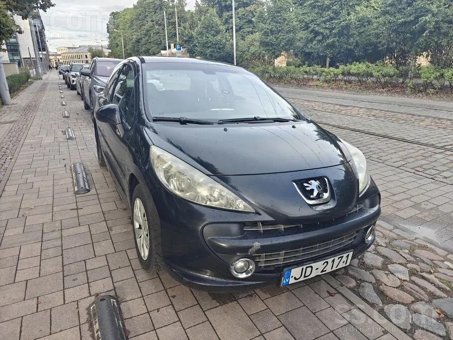 Peugeot 207 2007 photo 2