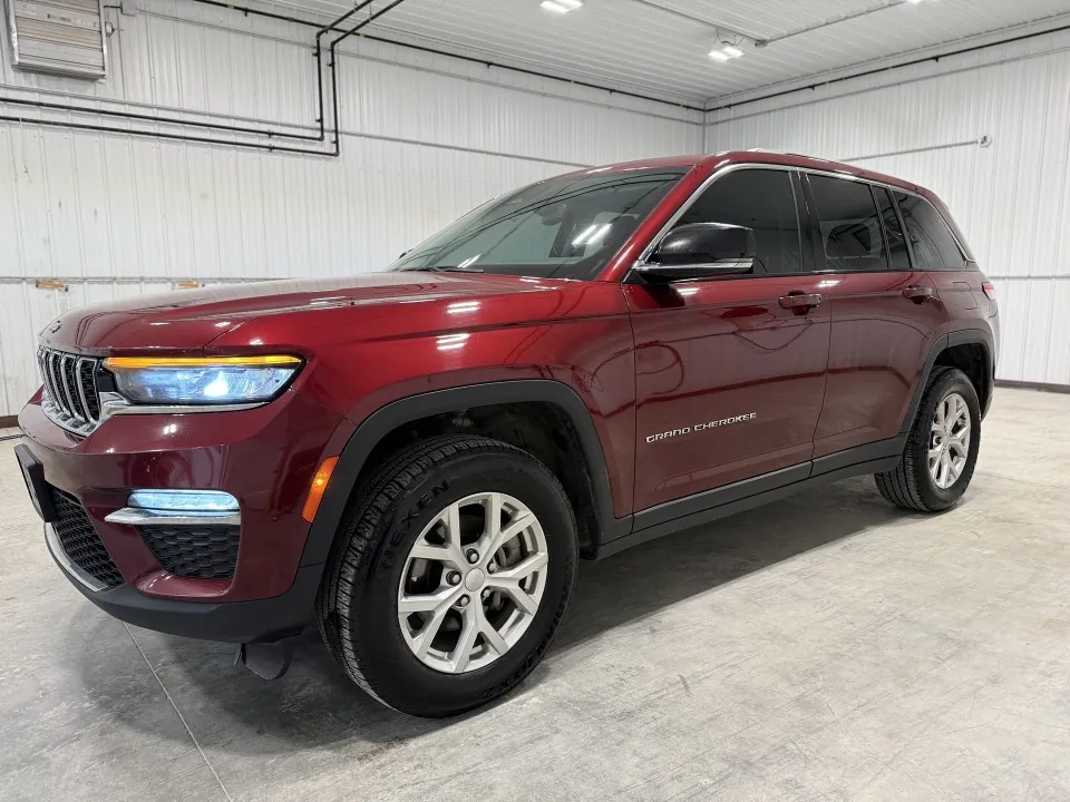 Jeep Grand Cherokee 2023 photo 2