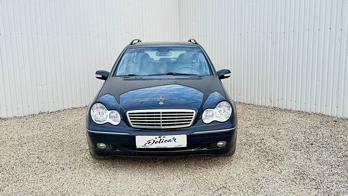 Mercedes-Benz C-Class 2001 photo 2