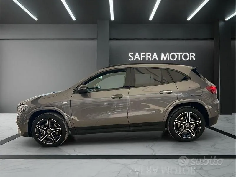 Mercedes-Benz Gla 2025 photo 3