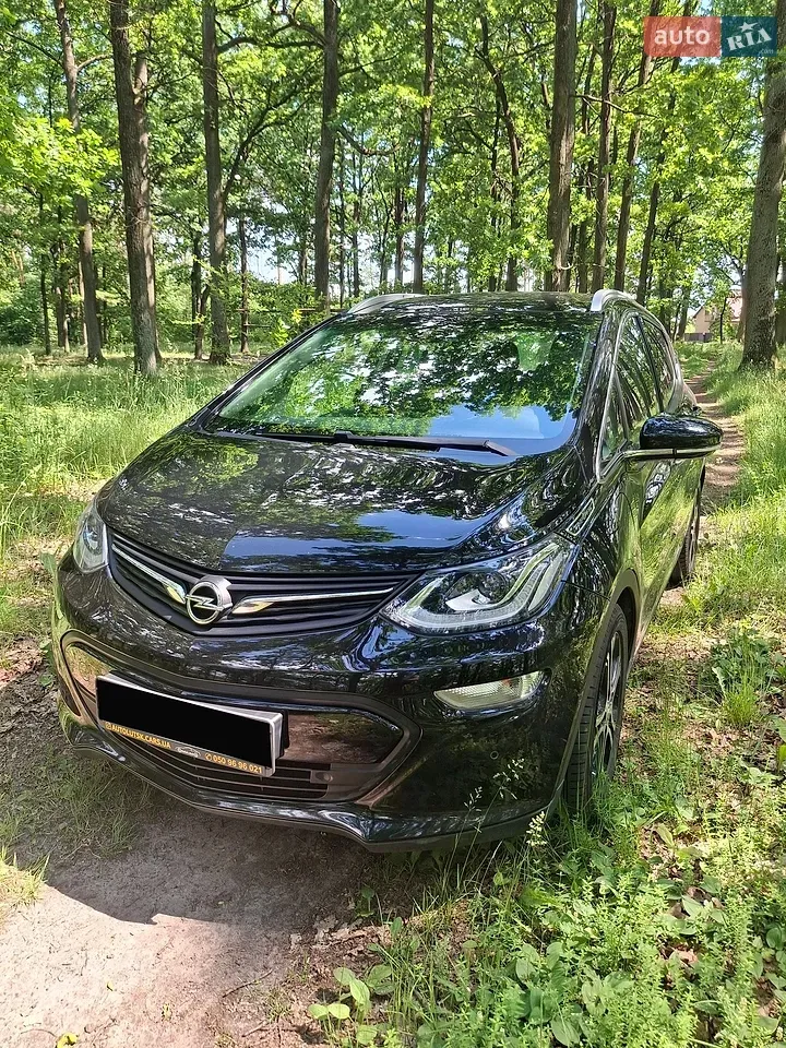 Opel Ampera-E