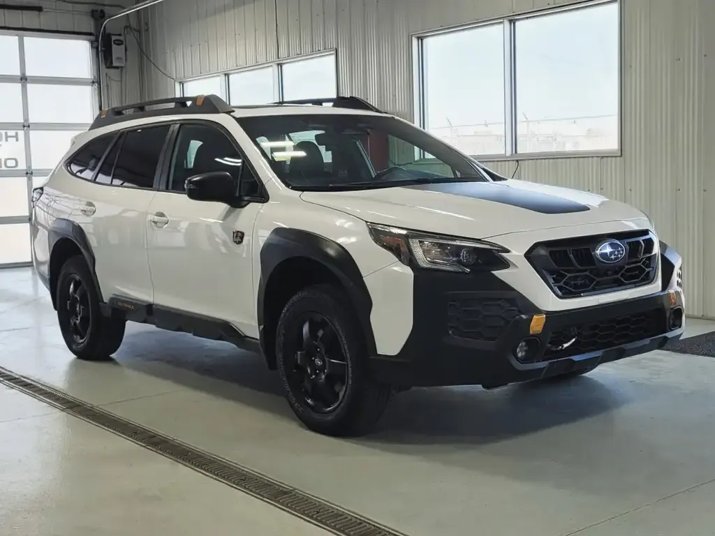 Subaru Outback 2024 photo 2