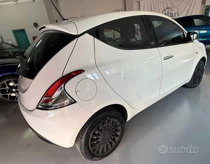 Lancia Ypsilon 2021 photo 5