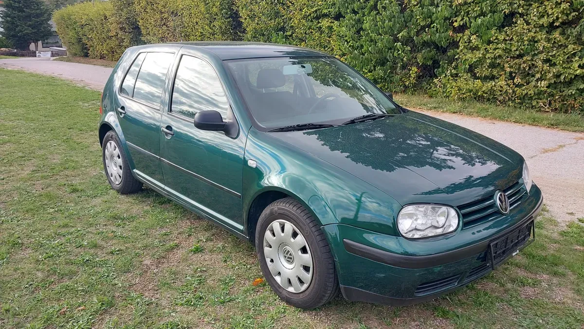 Volkswagen Golf 2000 photo 2