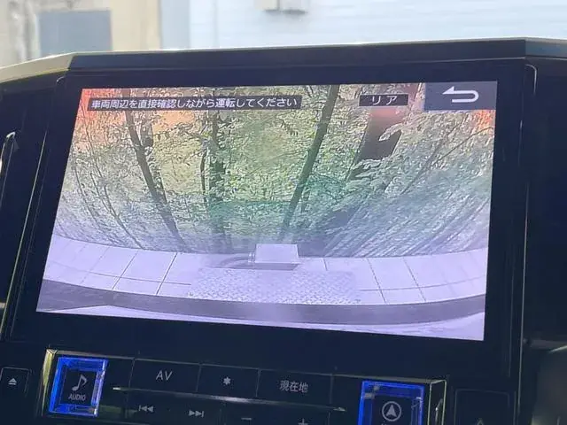 Toyota Alphard 2017 photo 5