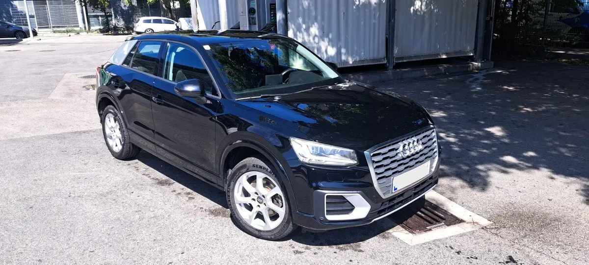 Audi Q2 2017 photo 2