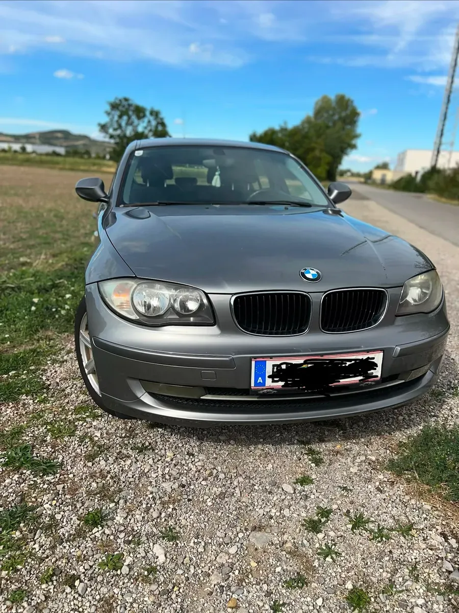 BMW 1 Series 2010 photo 3