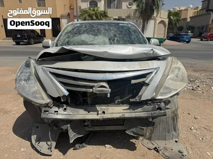 Nissan Sunny 2017 photo 3
