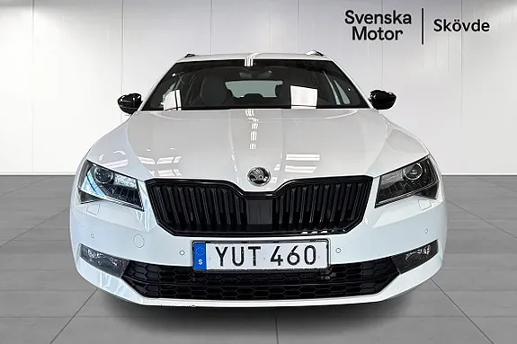 Skoda Superb 2018 photo 5