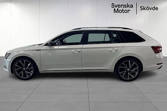 Skoda Superb 2018 photo 2