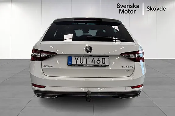 Skoda Superb 2018 photo 4