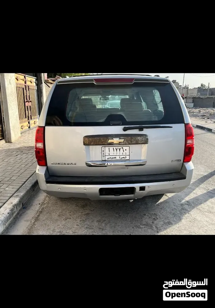 Chevrolet Tahoe 2010 photo 2