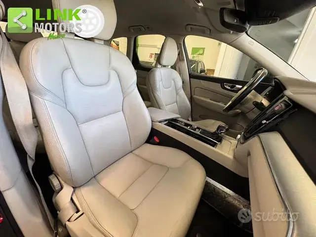 Volvo Xc60 2018 photo 2