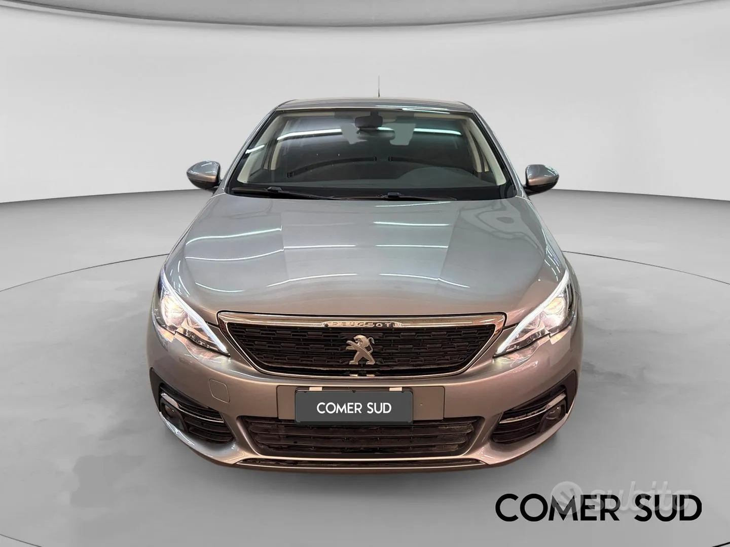 Peugeot 308 2018 photo 2