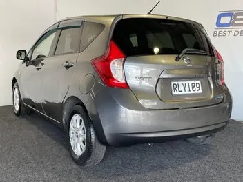 Nissan Note 2014 photo 5