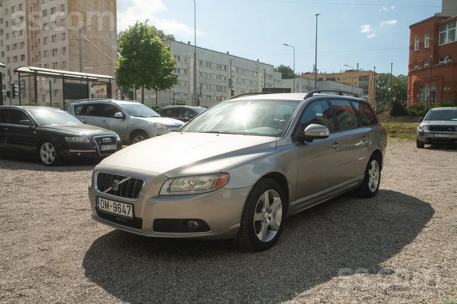 Volvo V70 2007 photo 2