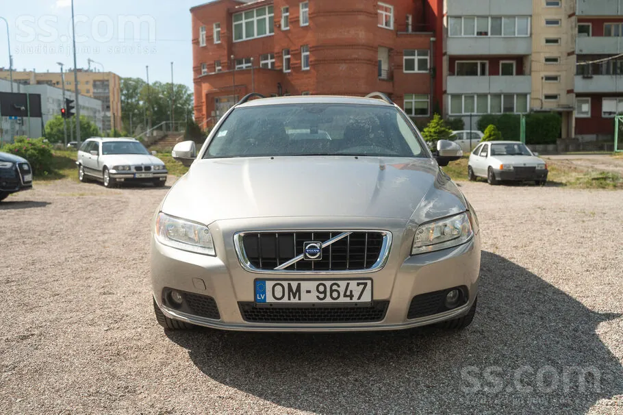 Volvo V70 2007 photo 3