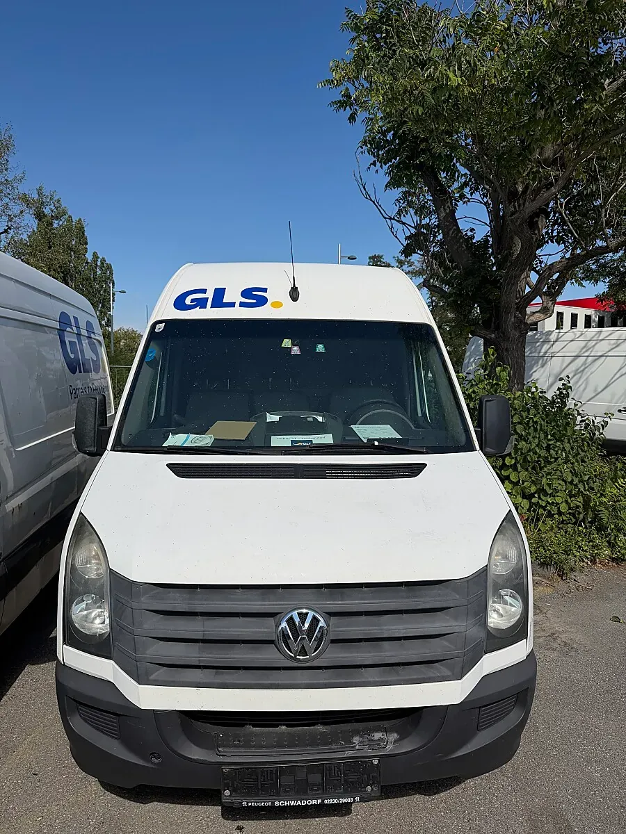 Volkswagen Crafter 2012 photo 2