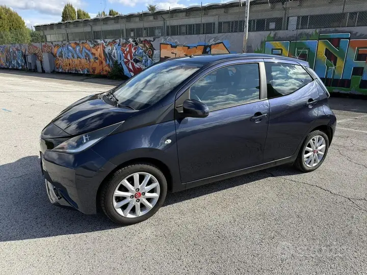 Toyota Aygo 2015 photo 2