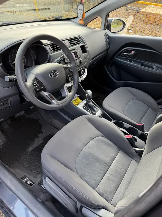 Kia Rio 2015 photo 2