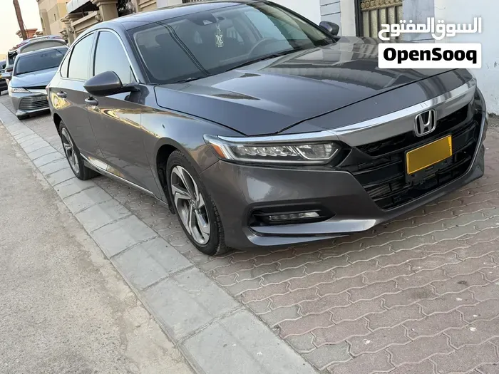 Honda Accord 2018 photo 3