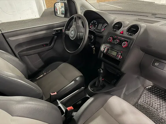 Volkswagen Caddy 2011 photo 2