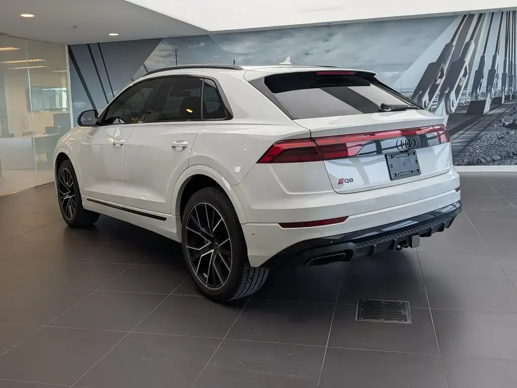 Audi Q8 2024 photo 5