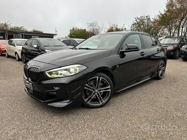 BMW 1 Series 2021 photo 2