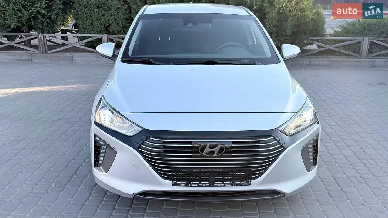 Hyundai Ioniq 2017 photo 2