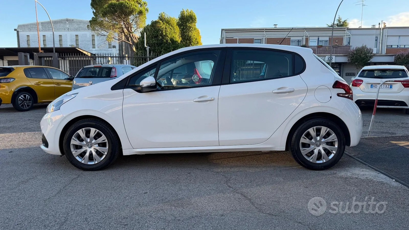 Peugeot 208 2019 photo 4