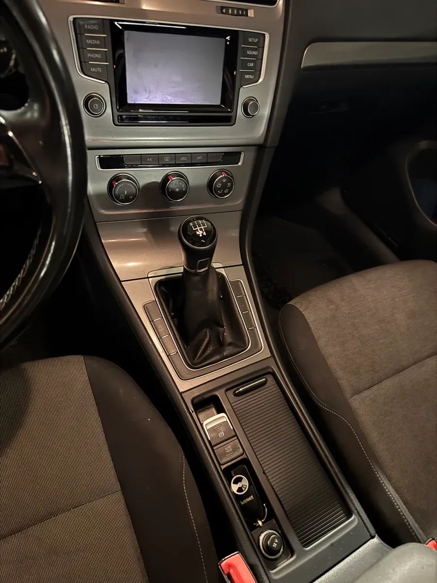 Volkswagen Golf 2013 photo 3