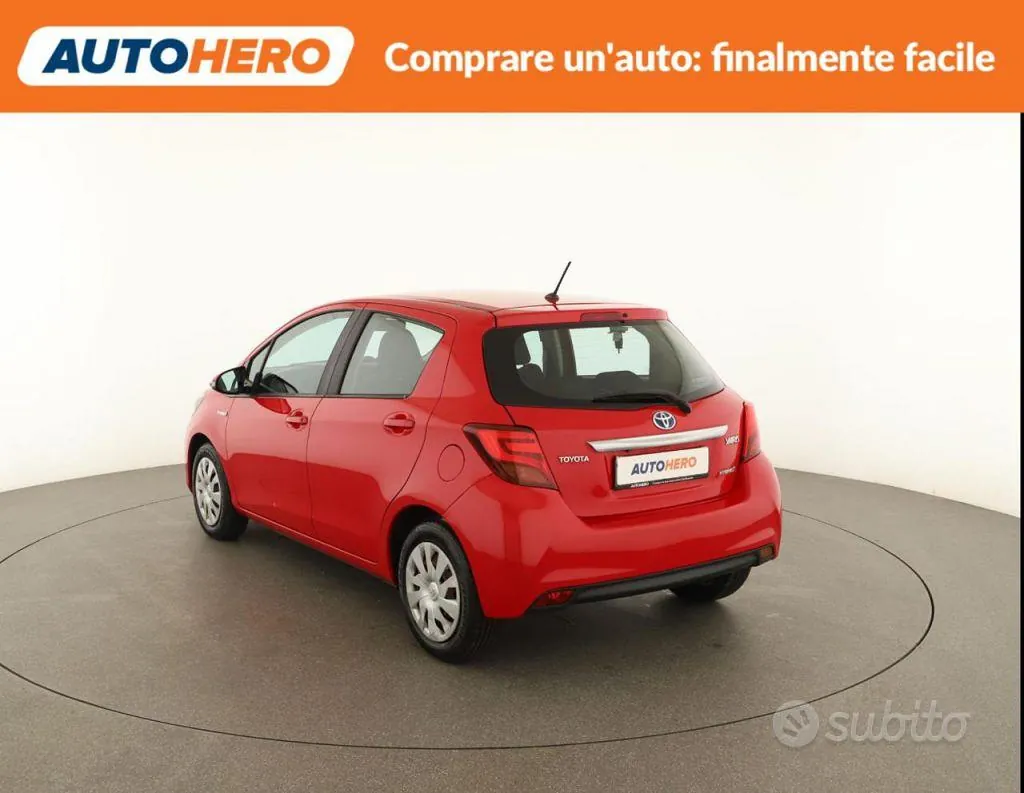 Toyota Yaris 2015 photo 4