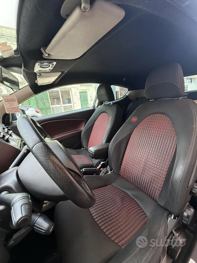 Alfa Romeo Mito 2010 photo 5