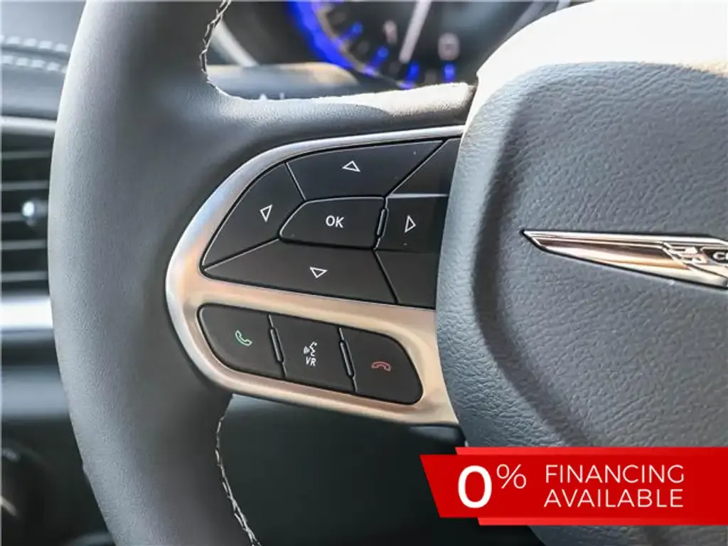 Chrysler Pacifica 2026 photo 4
