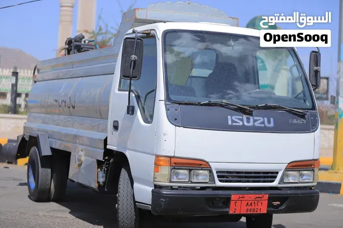 Isuzu Other 2003 photo 3