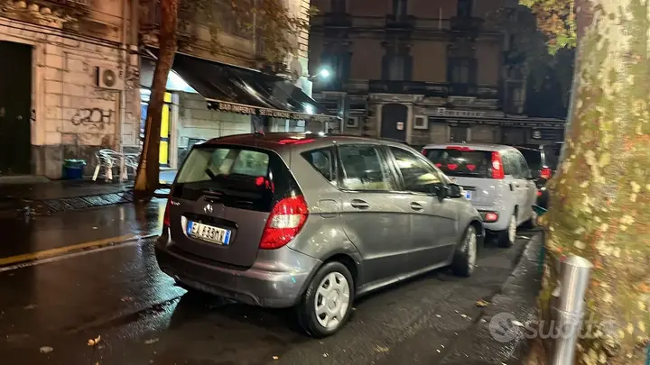 Mercedes-Benz A 2010 photo 4
