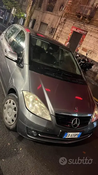 Mercedes-Benz A 2010 photo 3