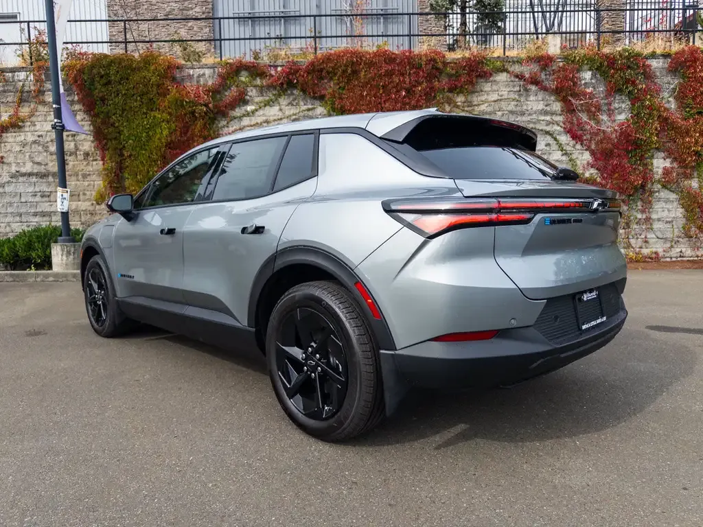 Chevrolet Equinox 2026 photo 3