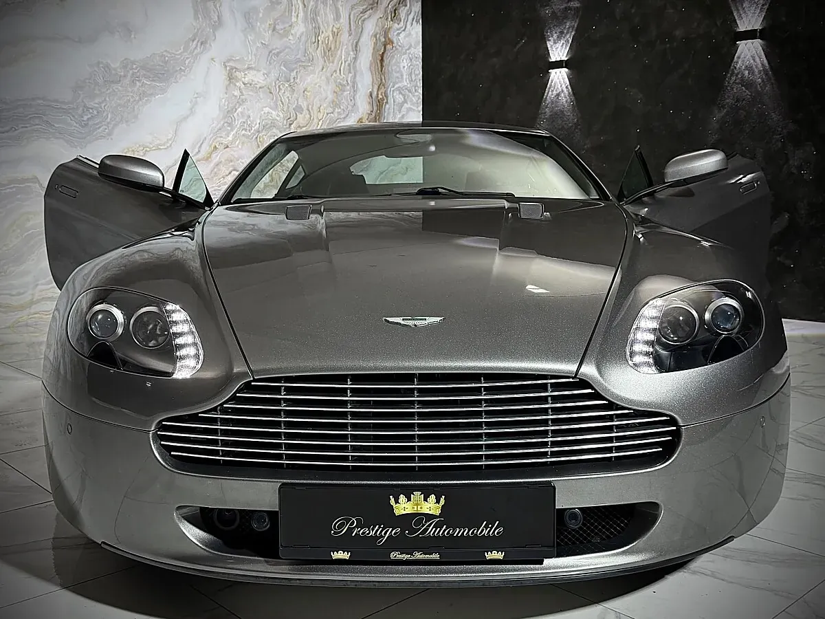 Aston Martin Vantage