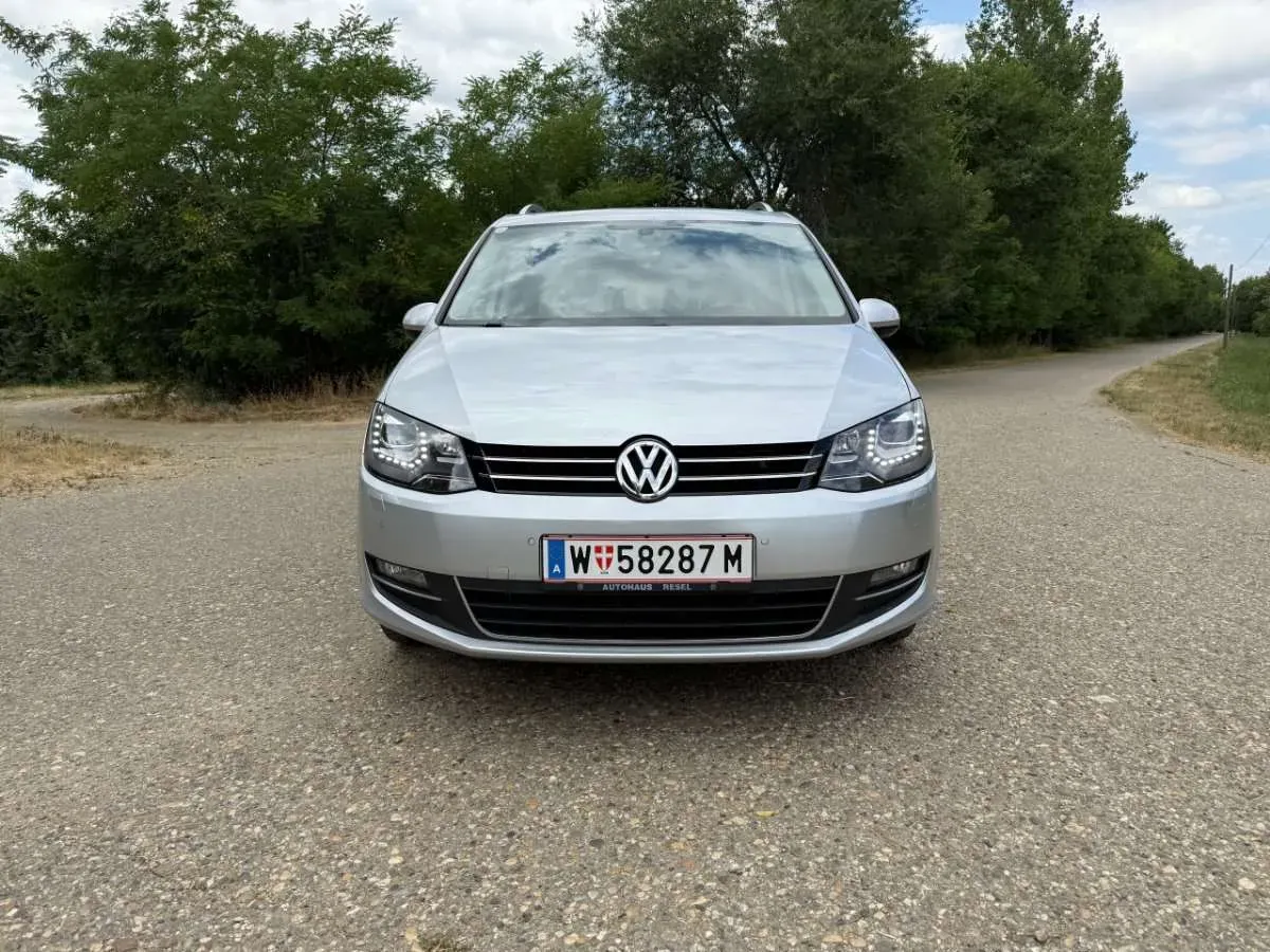 Volkswagen Sharan 2011 photo 2