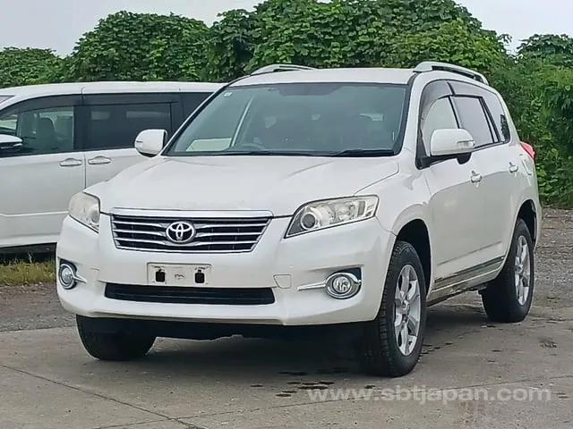 Toyota Vanguard 2013 photo 3