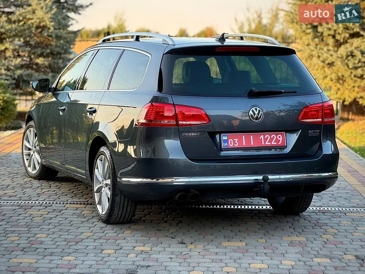 Volkswagen Passat 2012 photo 3