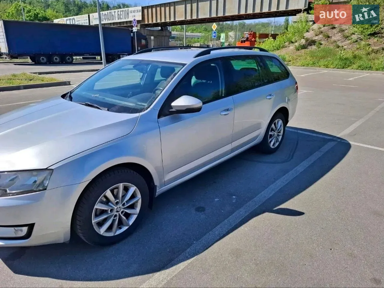 Skoda Octavia 2015 photo 2