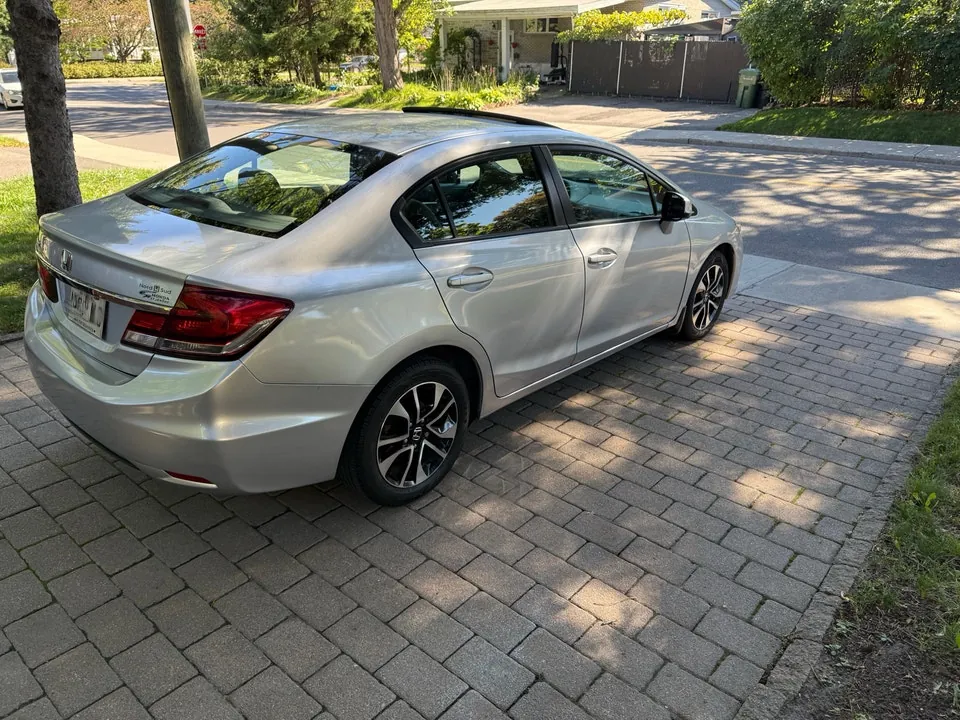 Honda Civic 2013 photo 4