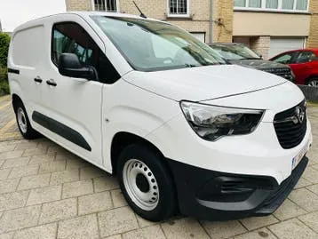 Opel Combo 2019 photo 2