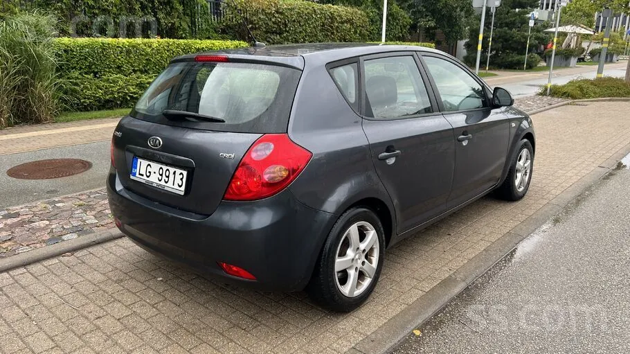 Kia Ceed 2007 photo 2