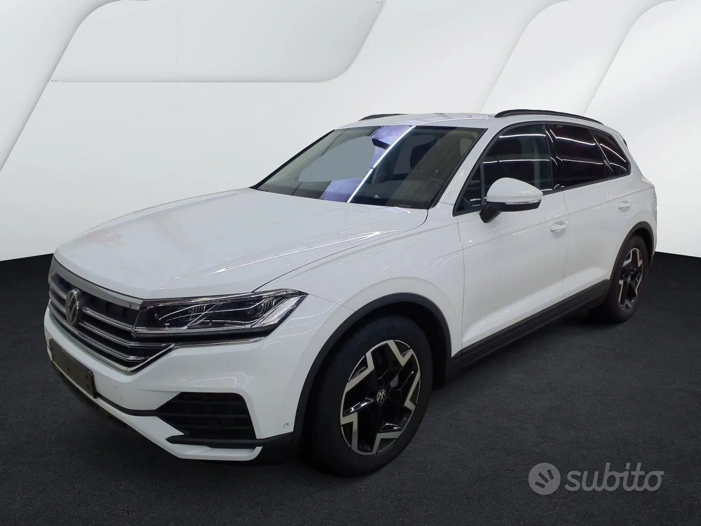 Volkswagen Touareg 2026 photo 2