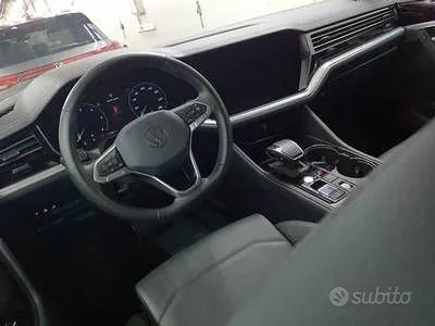 Volkswagen Touareg 2026 photo 4