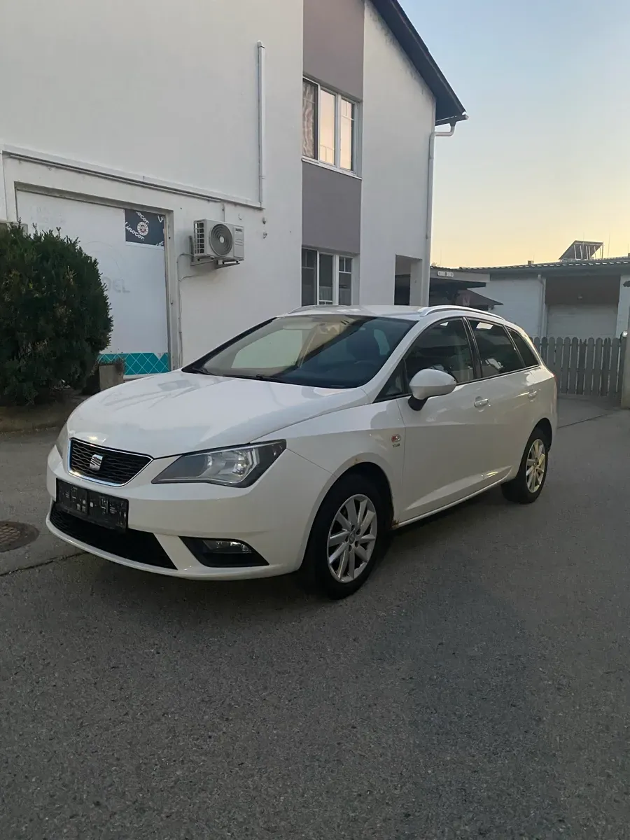 Seat Ibiza 2013 photo 3